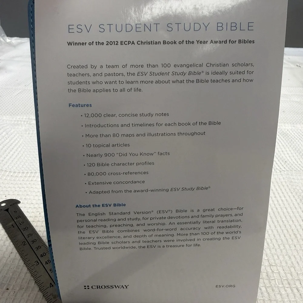 ESV Holy Bible Student Study Bible Sky Blue Ivy Design Imitation Leather New